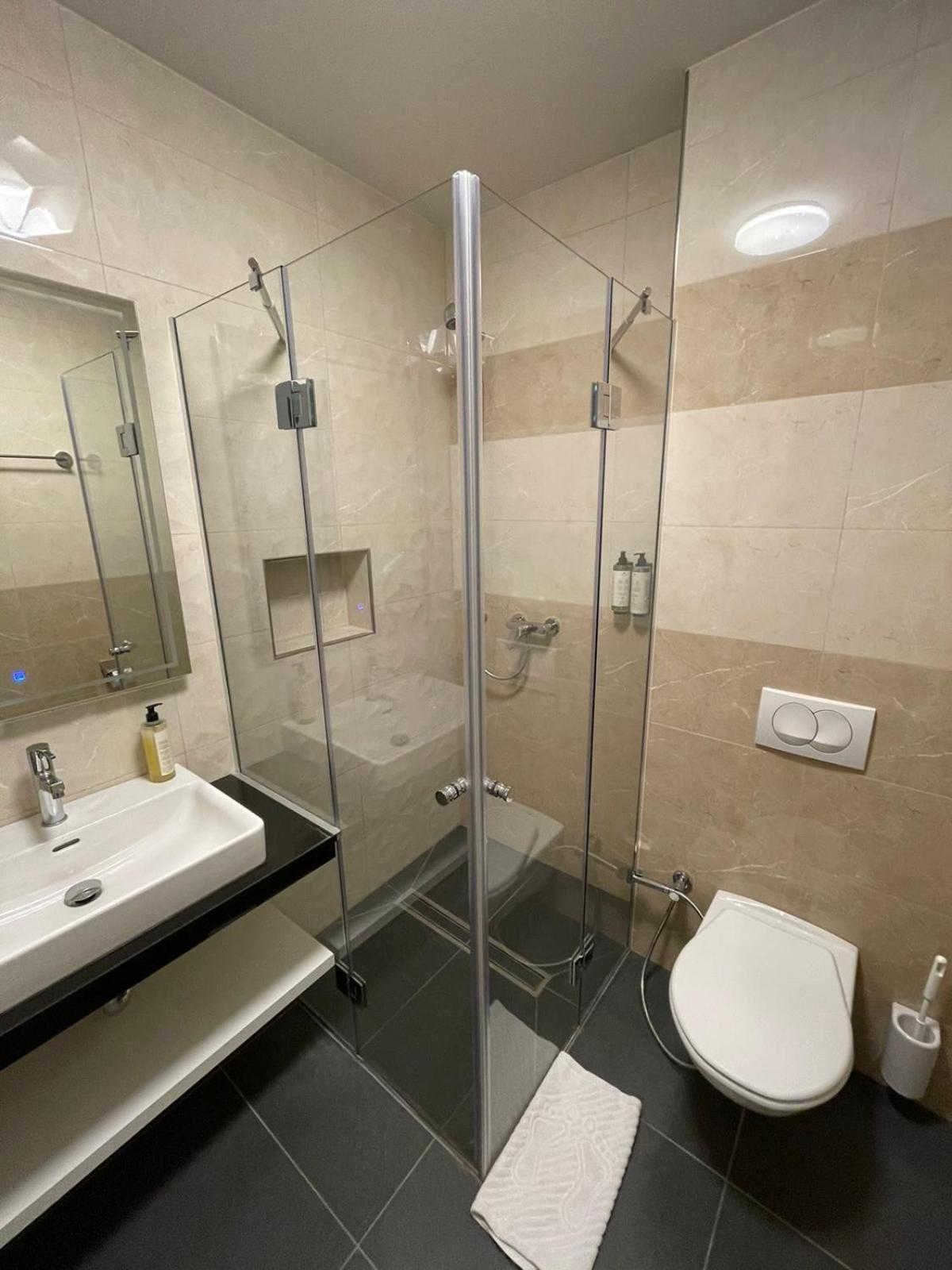 Swiss Plus Hotel Bihać Eksteriør bilde