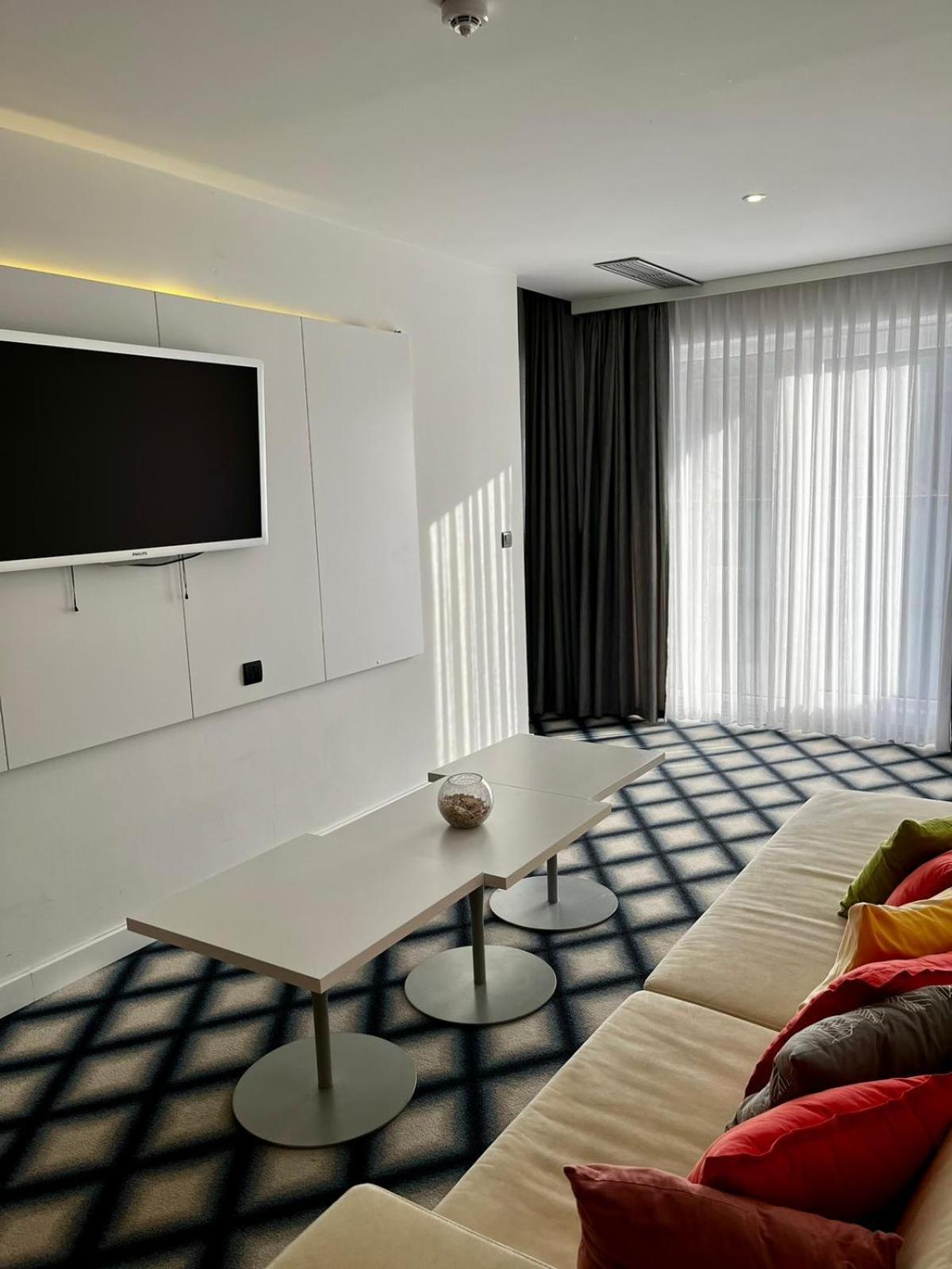 Swiss Plus Hotel Bihać Eksteriør bilde