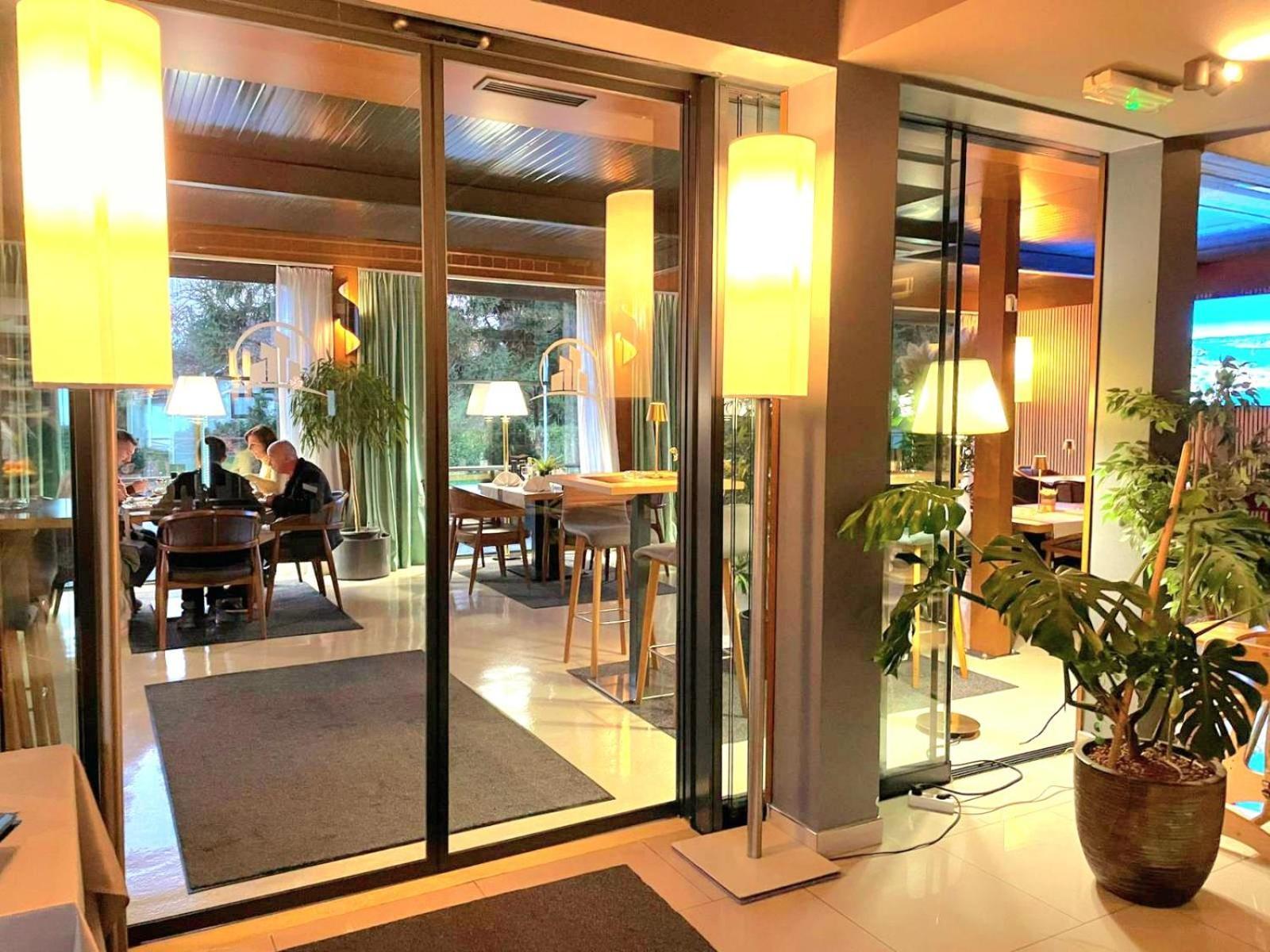 Swiss Plus Hotel Bihać Eksteriør bilde