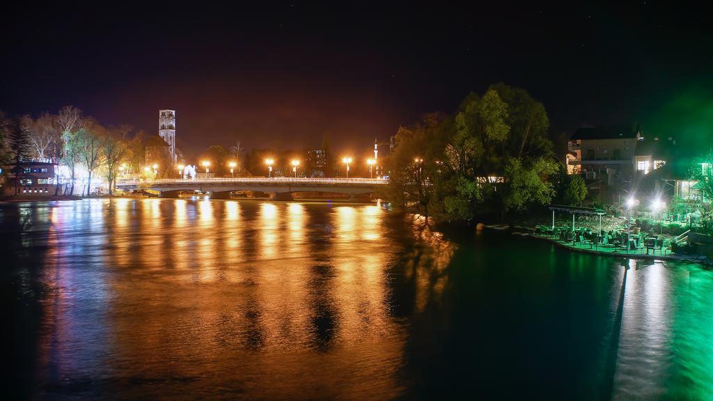 Swiss Plus Hotel Bihać Eksteriør bilde
